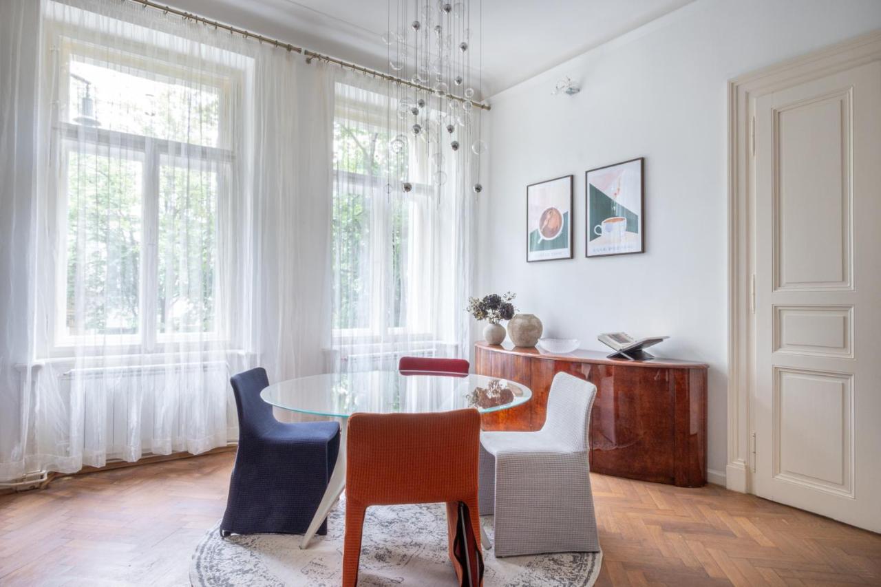 Elegant Paris Ave Apartment With A Terrace Praga Esterno foto