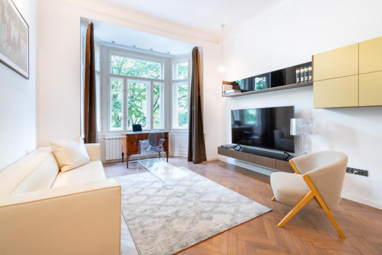 Elegant Paris Ave Apartment With A Terrace Praga Esterno foto